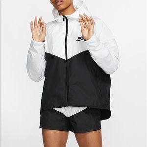 Nike Sportswear Windbreaker